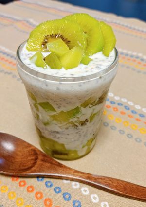 キウイのオーバーナイトオーツ-レシピのメイン写真