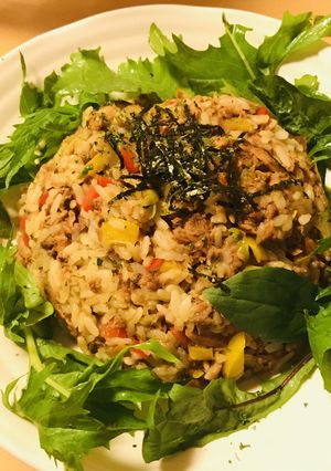 まぐろフレーク缶&パプリカのチャーハン-レシピのメイン写真