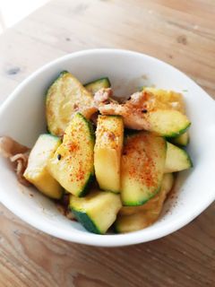 ズッキーニの豚肉炒め-レシピのメイン写真