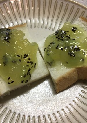 甘さ控えめうまうまキウイジャム-レシピのメイン写真