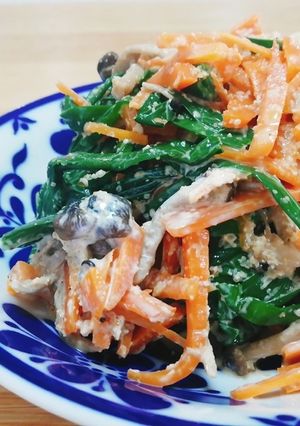 超簡単！ニラ＆にんじんのマヨ醤油サラダ-レシピのメイン写真
