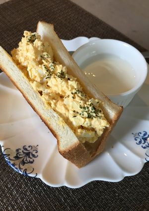 《冷凍食パンで♫》切腹タマゴサンド-レシピのメイン写真