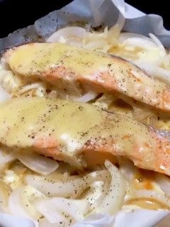 鮭と新玉ねぎとしめじのホイル焼き-レシピのメイン写真