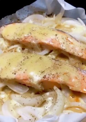 鮭と新玉ねぎとしめじのホイル焼き-レシピのメイン写真