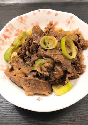 ヨシダソースで簡単牛煮込み-レシピのメイン写真