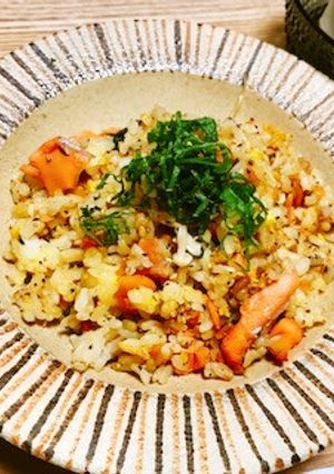紅鮭と青紫蘇の和風炒飯-レシピのメイン写真