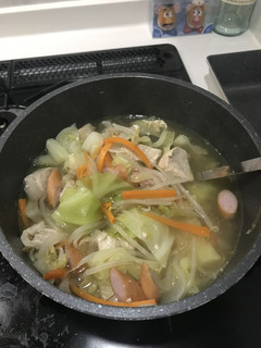 ☆サッと一品☆キャベツとムネ肉のスープ-レシピのメイン写真