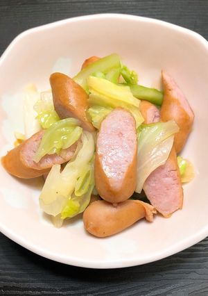 ウインナーとキャベツの炒め物-レシピのメイン写真
