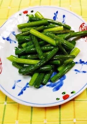ニンニクの茎のシンプルな炒め物-レシピのメイン写真