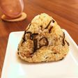 旨味たっぷり☆かつおと昆布のおにぎり