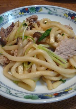 我が家の焼きうどん♪♪-レシピのメイン写真