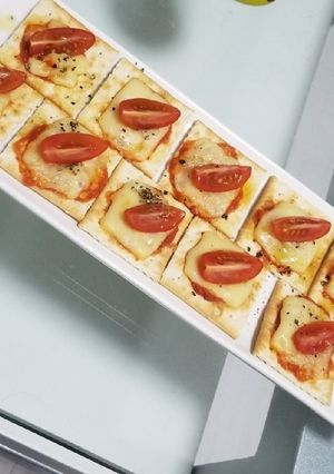 ピザ風クラッカー-レシピのメイン写真
