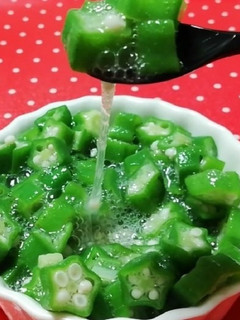 レンチンでオクラをネバネバ~✧にする方法-レシピのメイン写真
