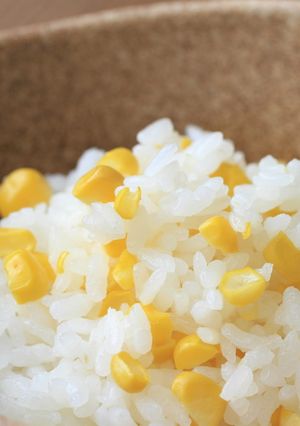 やみつきのおいしさ!とうもろこしご飯-レシピのメイン写真