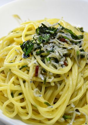 速さ勝負「しらすとバジルのオイルパスタ」-レシピのメイン写真