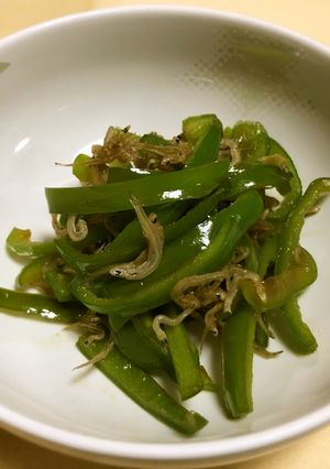 かんたん野菜料理ピーマンのじゃこ炒め-レシピのメイン写真
