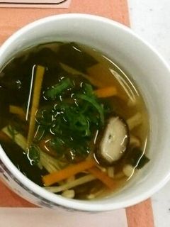 おいしく減塩 あさりときのこのスープ-レシピのメイン写真