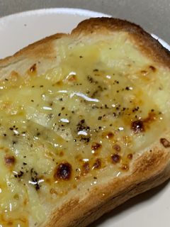デイリーな「はちみつチーズトースト」-レシピのメイン写真
