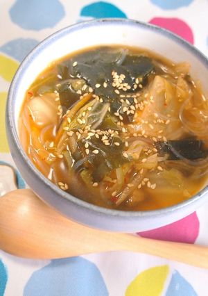 キムチとわかめの韓国風スープ-レシピのメイン写真