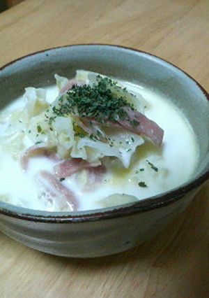 キャベツとベーコンのミルクスープ-レシピのメイン写真
