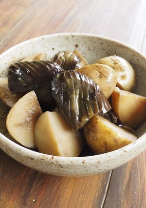 新じゃがいもとなすの煮物-レシピのメイン写真