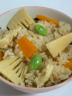 彩り豊かな炊き込みご飯-レシピのメイン写真