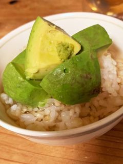 調理なし2分でウマウマ◎アボカド茶漬け-レシピのメイン写真