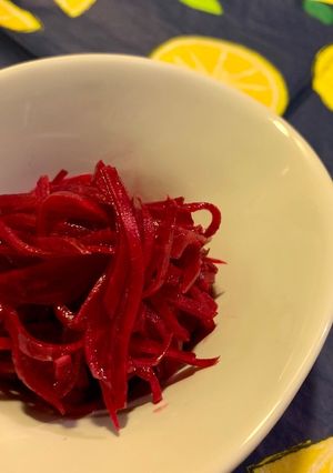 簡単！ビーツを生で食すサラダ♪臭みなし！-レシピのメイン写真