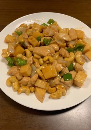 鶏肉（胸肉）とカシューナッツの炒めもの-レシピのメイン写真