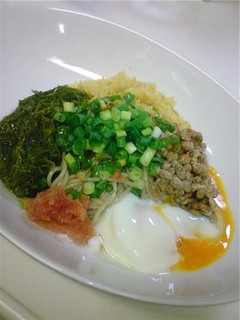 暑い夏にスタミナ納豆そば♪-レシピのメイン写真