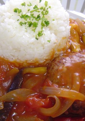 簡単!主婦ランチ☆煮込みハンバーグ-レシピのメイン写真