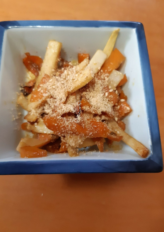 大根とにんじんの皮のきんぴら-レシピのメイン写真