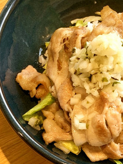 豚肉の脂まで美味しい♡サッパリ豚バラ丼-レシピのメイン写真
