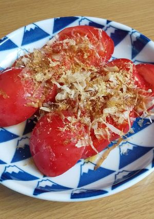 簡単！ゴマとかつお節で冷やしトマト-レシピのメイン写真