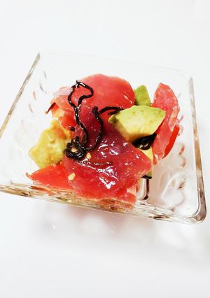 マグロアボカド塩昆布和え-レシピのメイン写真