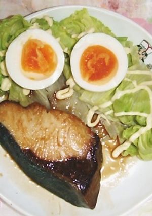 家庭の味☆ほんのり甘い☆ぶりの照り焼き-レシピのメイン写真