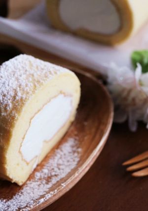 レンジで簡単♡極上スフレロールケーキ-レシピのメイン写真