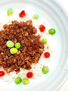 美肌、便秘解消にこんにゃくそぼろ丼☆-レシピのメイン写真