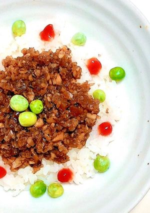 美肌、便秘解消にこんにゃくそぼろ丼☆-レシピのメイン写真