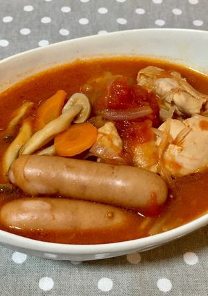 ウインナー入り鶏肉とシメジのトマト煮込み-レシピのメイン写真