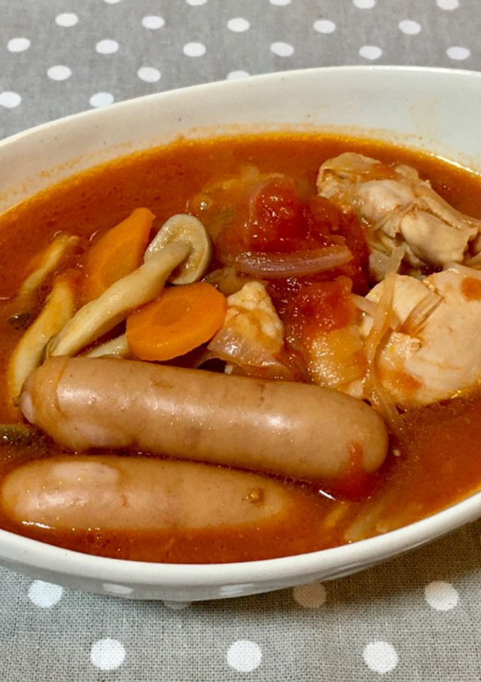 ウインナー入り鶏肉とシメジのトマト煮込み-レシピのメイン写真