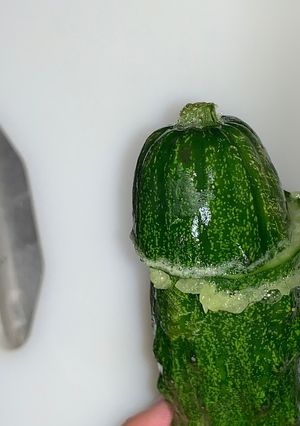 「便利で簡単」キュウリの苦味を消す方法-レシピのメイン写真