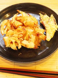 ☺簡単♪にんにくと玉ねぎのかき揚げ☺-レシピのメイン写真