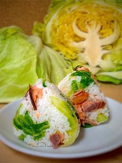 キャベツと村上塩引【鮭おにぎりシリーズ】-レシピのメイン写真