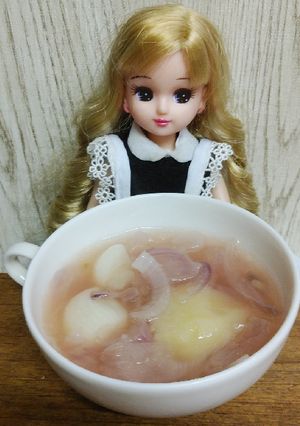 リカちゃん♡玉ねぎ大蒜じゃが芋のスープꕤ-レシピのメイン写真