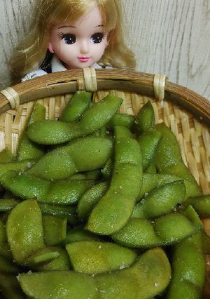 リカちゃん♡畑の枝豆茹でました*塩まぶし-レシピのメイン写真