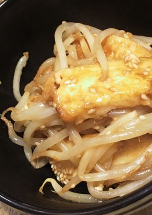 厚揚げとモヤシのオイマヨ炒めモヤシは便利-レシピのメイン写真