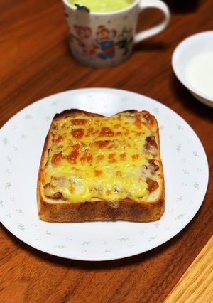 ☆簡単☆カフェ風トースト（ミートソース）-レシピのメイン写真