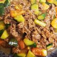 トマトとキュウリと牛肉のOKAカレー炒め