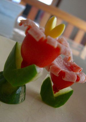 ウインナーのお花：飾り切り-レシピのメイン写真